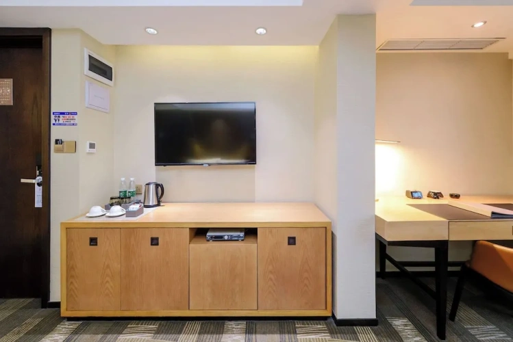 Economy Single room with city view