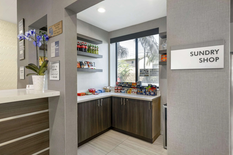 Best Western Plus Gardena Inn & Suites photo 15