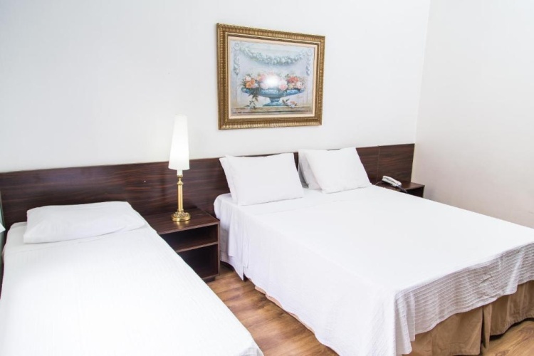 Standard Triple room