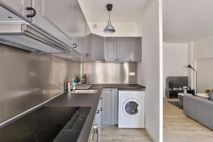 Charming 2 Room Apartment With Balcony - Paris 8ème - Image 11