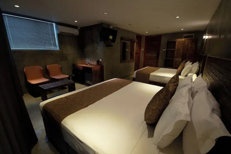 selene city hotel