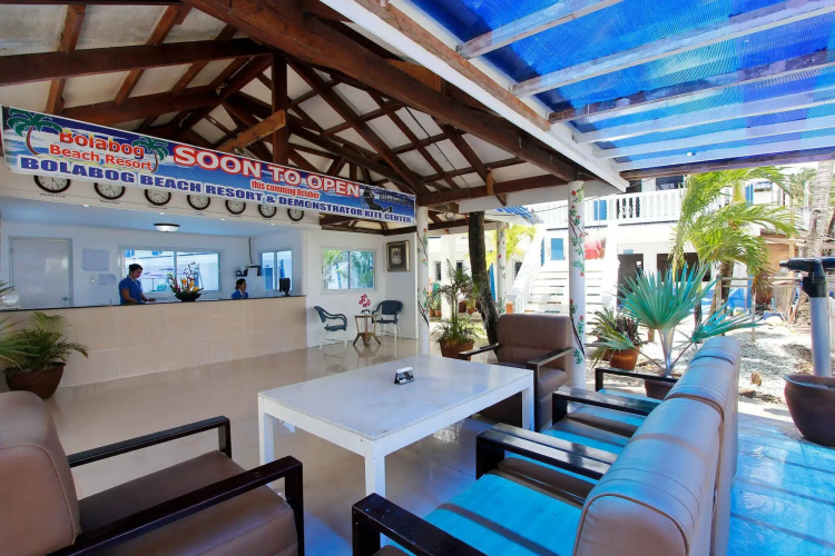 Bolabog Beach Resort