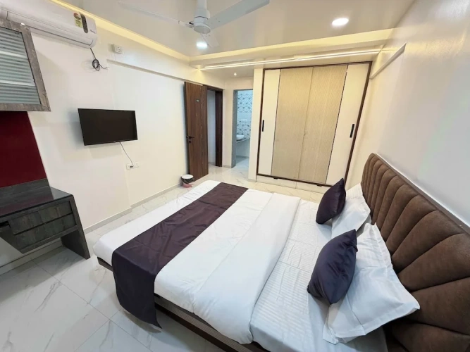 Economy Quadruple room with balcony and with city view