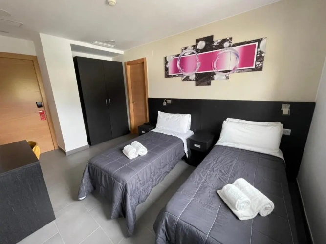 Standard Twin room