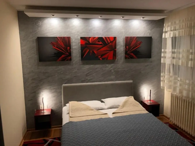 2 Bedrooms Apartment