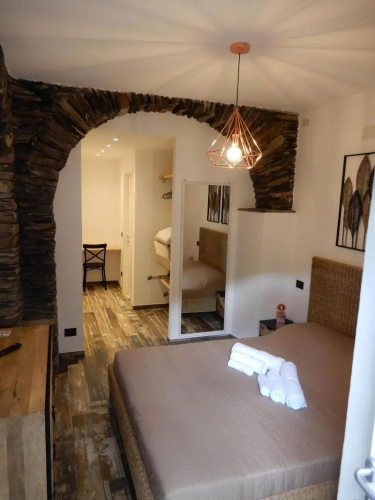 Oltremare Guest House