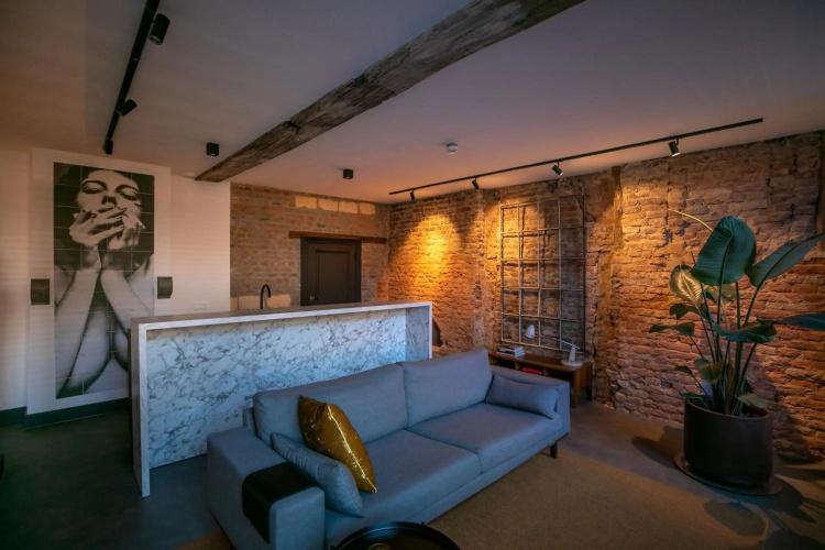 B&B N10