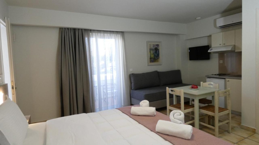Melina Beach Hotel