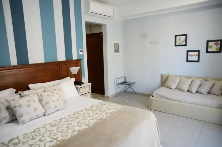 Triple Suite