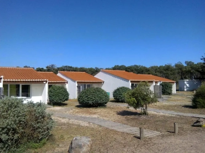 2 Bedrooms Cottage