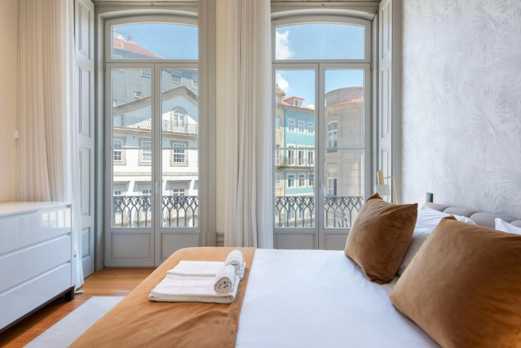 LovelyStay - Deluxe 2BR Duplex with Splendid View