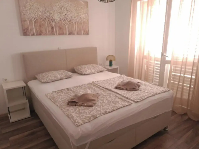 Impeccable 2-bed Apartment in Rab