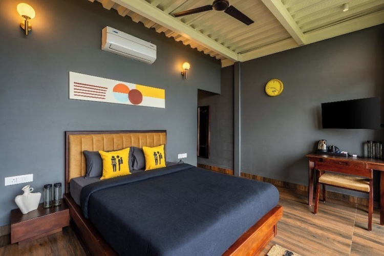 Deluxe Double room with balcony