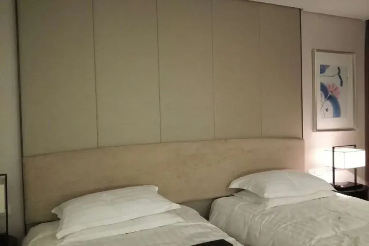 Fengqi Hotel