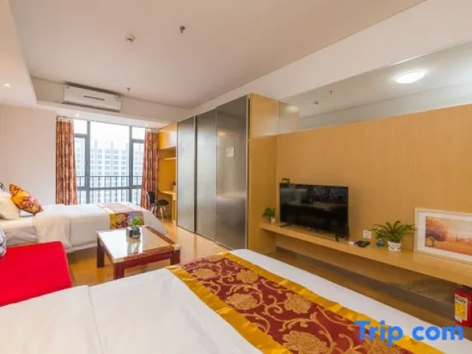 Deluxe Double room with city view