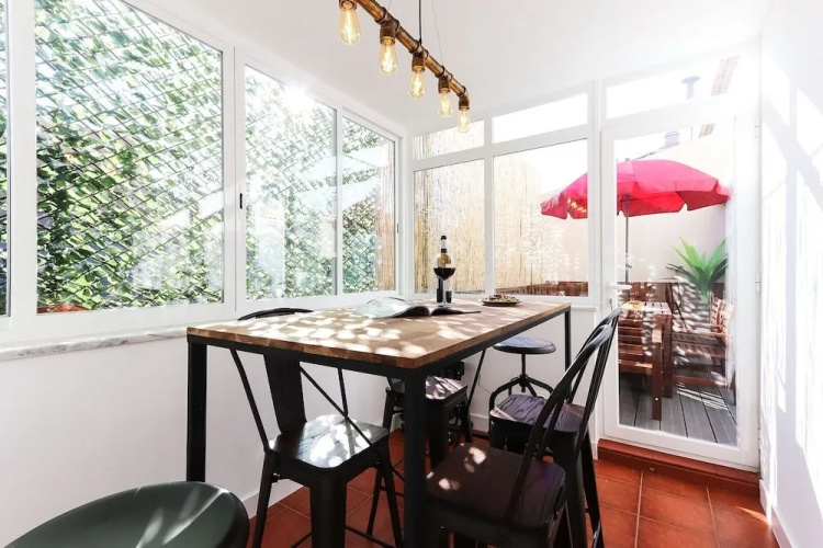 Rato Design With Terrace By Homing