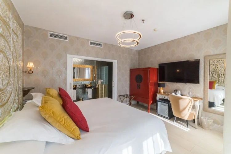 Deluxe Double room