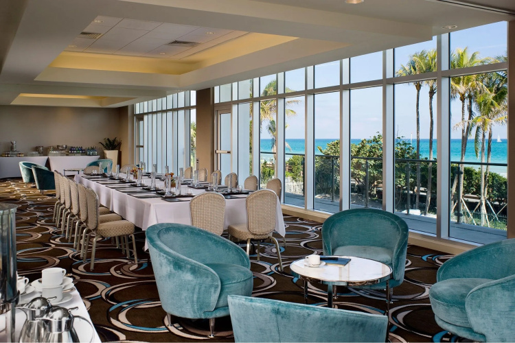 Fontainebleau Miami Beach photo 17