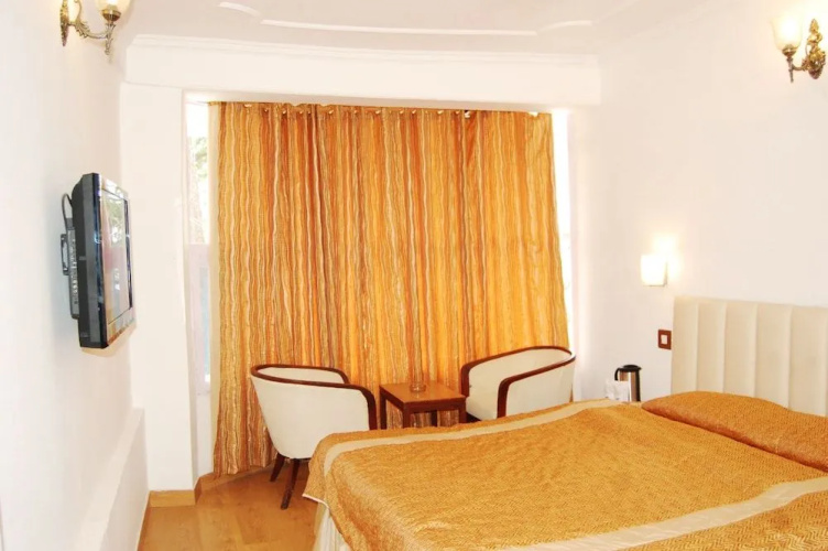 Hotel Rahat Regency