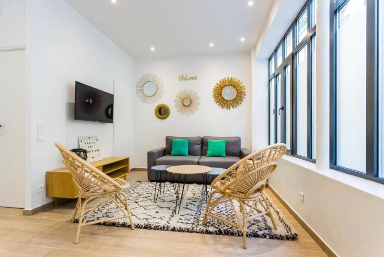 CMG Boulevard Voltaire / Truillot D