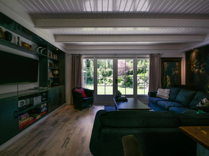 Villa in Wateren With Covered Terrace
