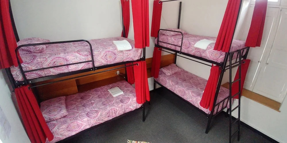 Casa Eguren Art Hostel - Adults Only