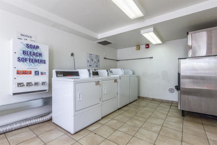Motel 6 Phoenix Tempe Priest Dr photo 21