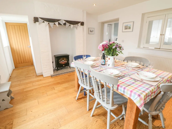 Bank Cottage