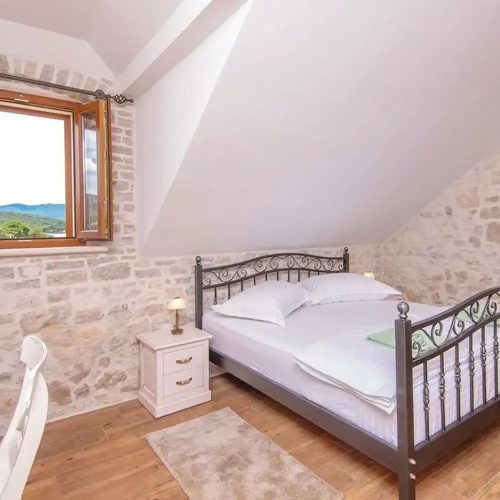 Holiday Home Lovište