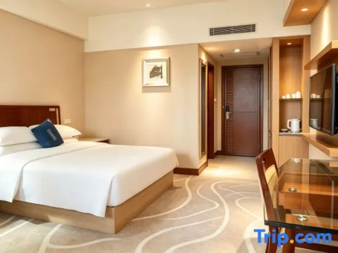 Standard Double room with courtyard view