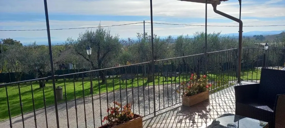 Standard Triple room with balcony