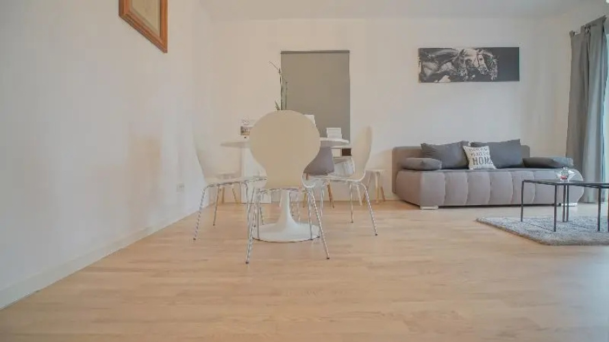 CN2i Luxury Accommodation Arte