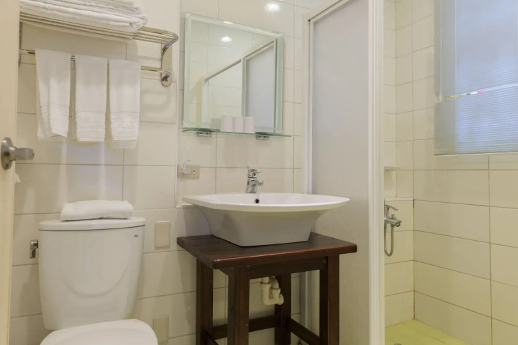 Lishan Guest House