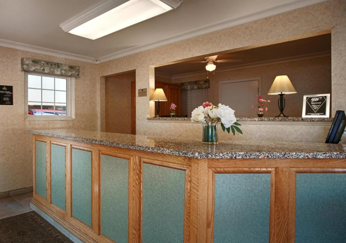 Best Western University Lodge