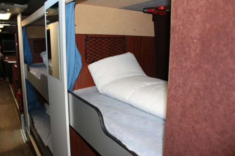 Les Cars Hotels