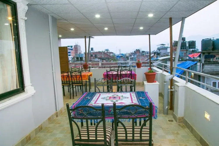 Sakura Boutique Hotel