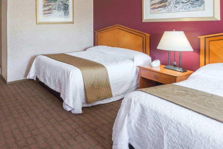 Colonial Inn Seekonk