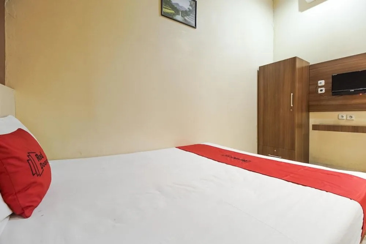 RedDoorz @ Jalan Hertasning