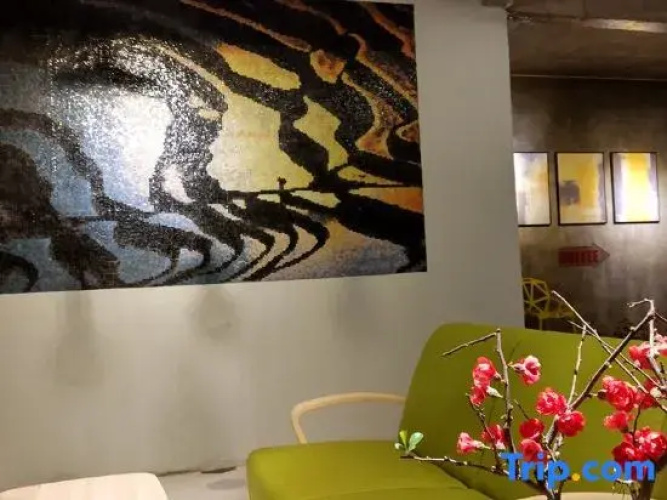 Jiafang Yizhan Hotel