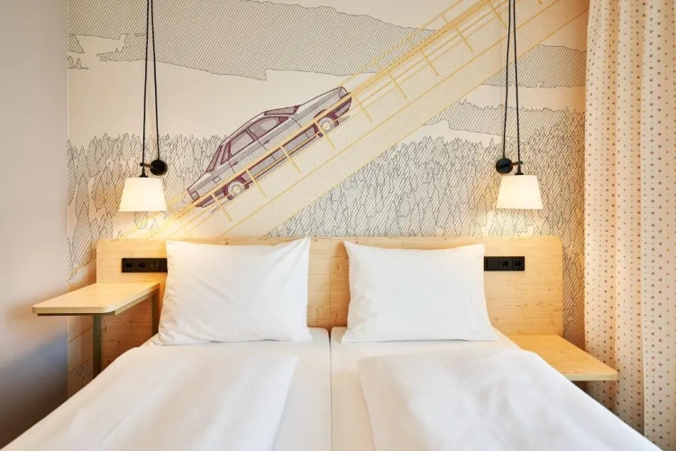 Standard Triple room