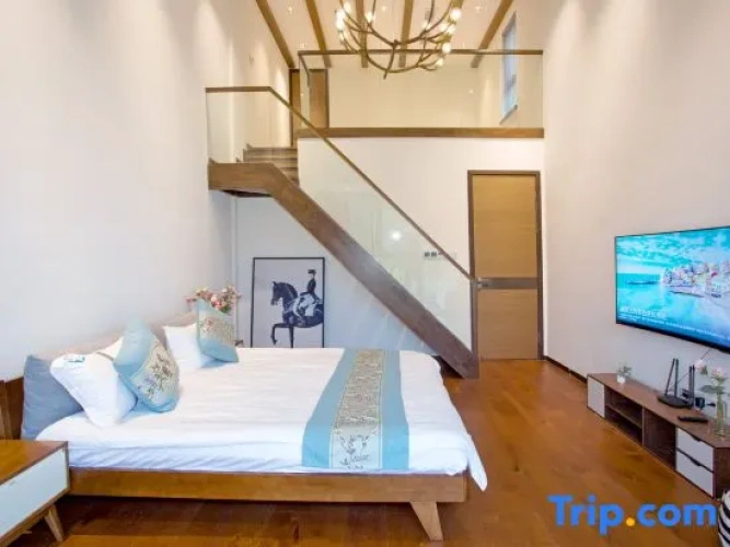 3 Bedrooms Apartment