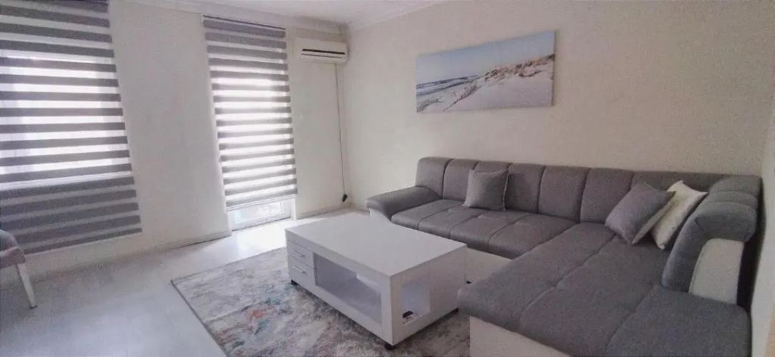 Apartment Center 23
