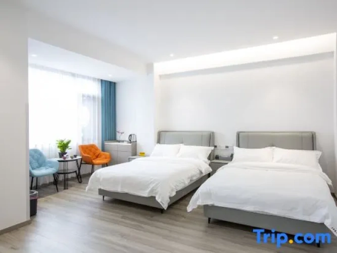 Standard room with view