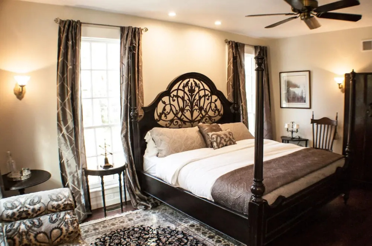 Judson Heath Colonial Inn