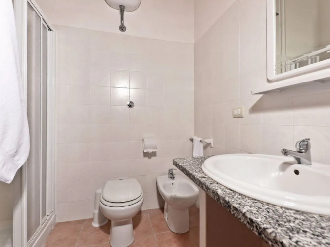 4 Mori, Residence (MUV101)