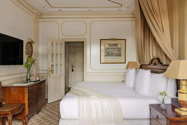 Gran Melia Fenix - The Leading Hotels of the World