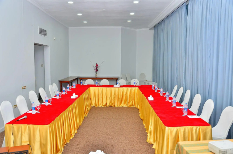 Aracan Pyramids Hotel