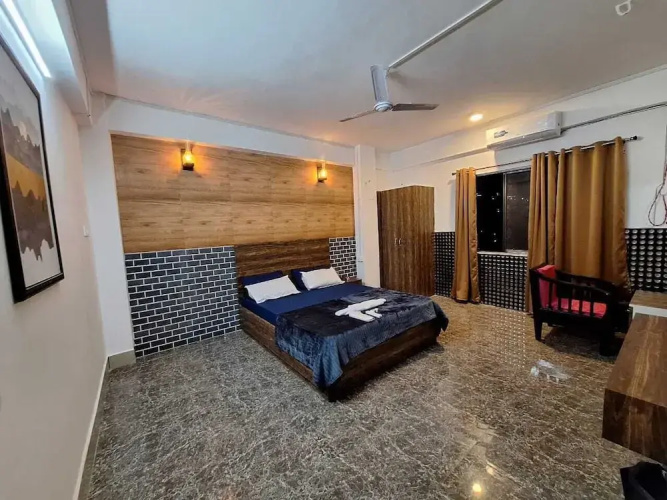 Hotel High East