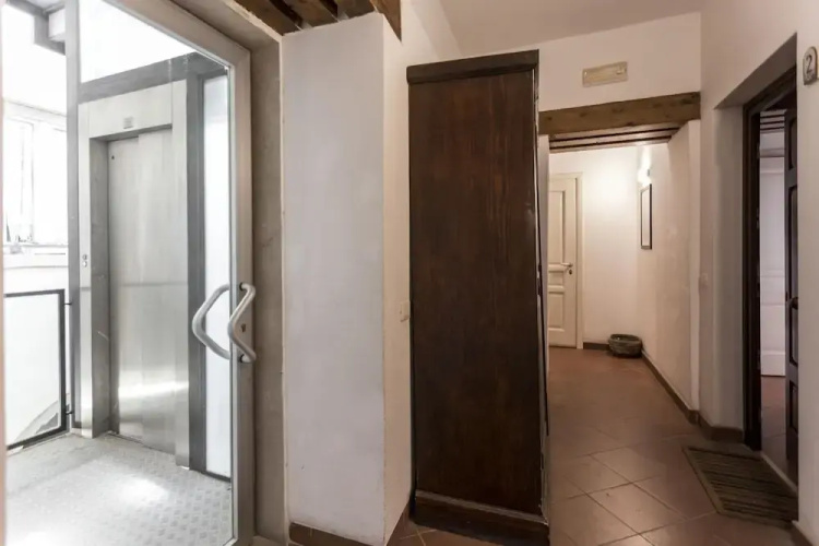 Salomone Apartment 3