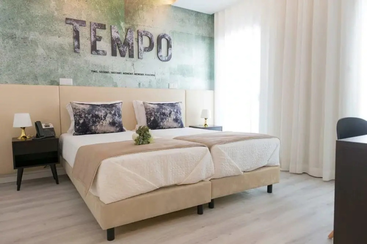 Hotel Magic - RNET 3505